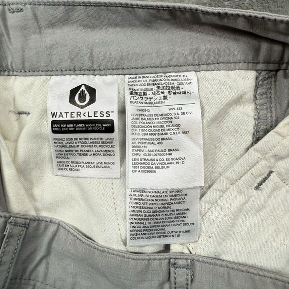 Levi’s Cargo Shorts Men’s 38 Gray Solid Canvas Pockets Hiking Casual Cotton - Picture 6 of 7